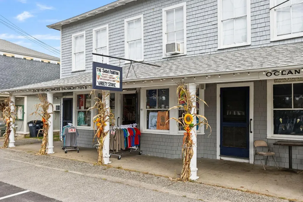 3 Island View Avenue Saco ME 04072