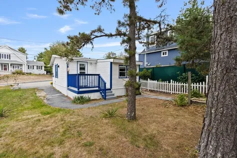 3 Island View Avenue Saco ME 04072