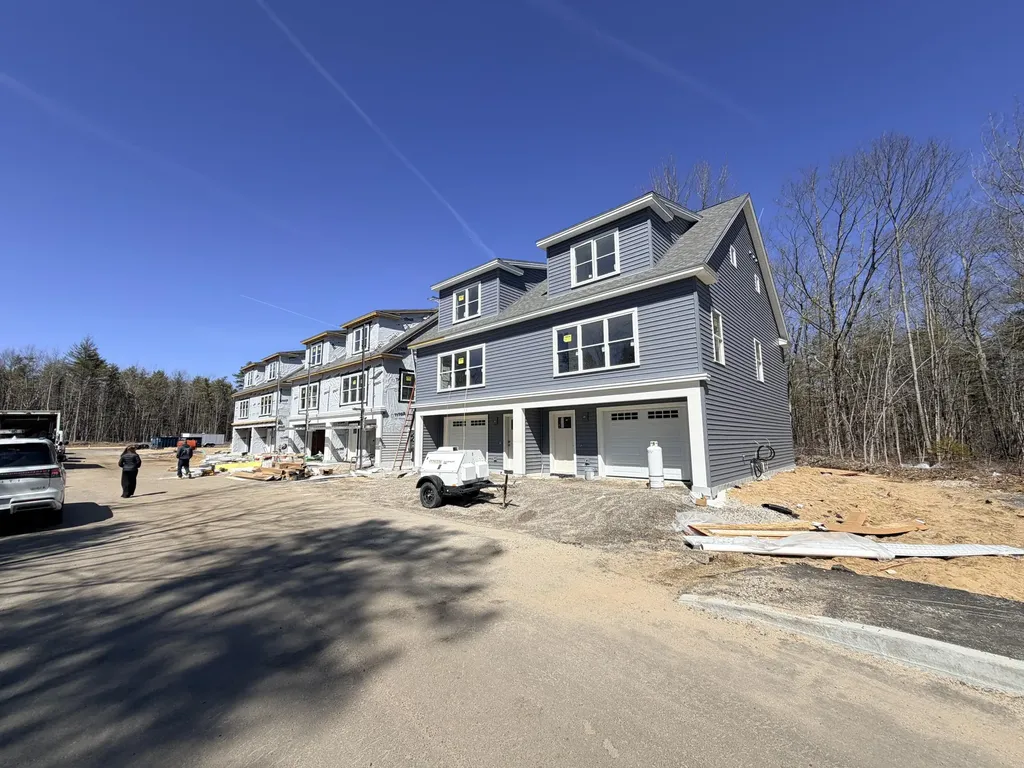 1 Creekside Court Kennebunk ME 04043