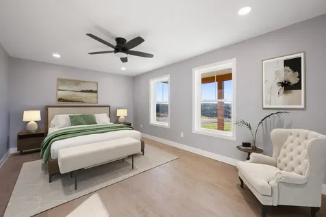 21 Mia Ridge Sidney ME 04330