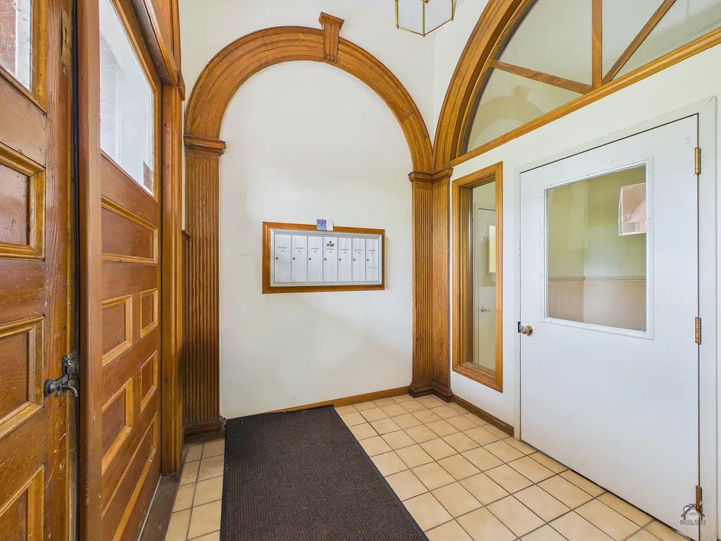 85 Middle Street Hallowell ME 04347