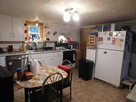 17 Vernon Street Bangor ME 04401