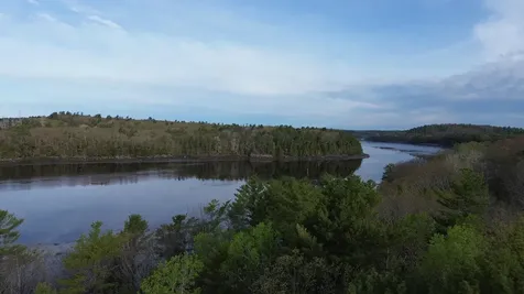 M46,L19,23 River Road Bucksport ME 04416
