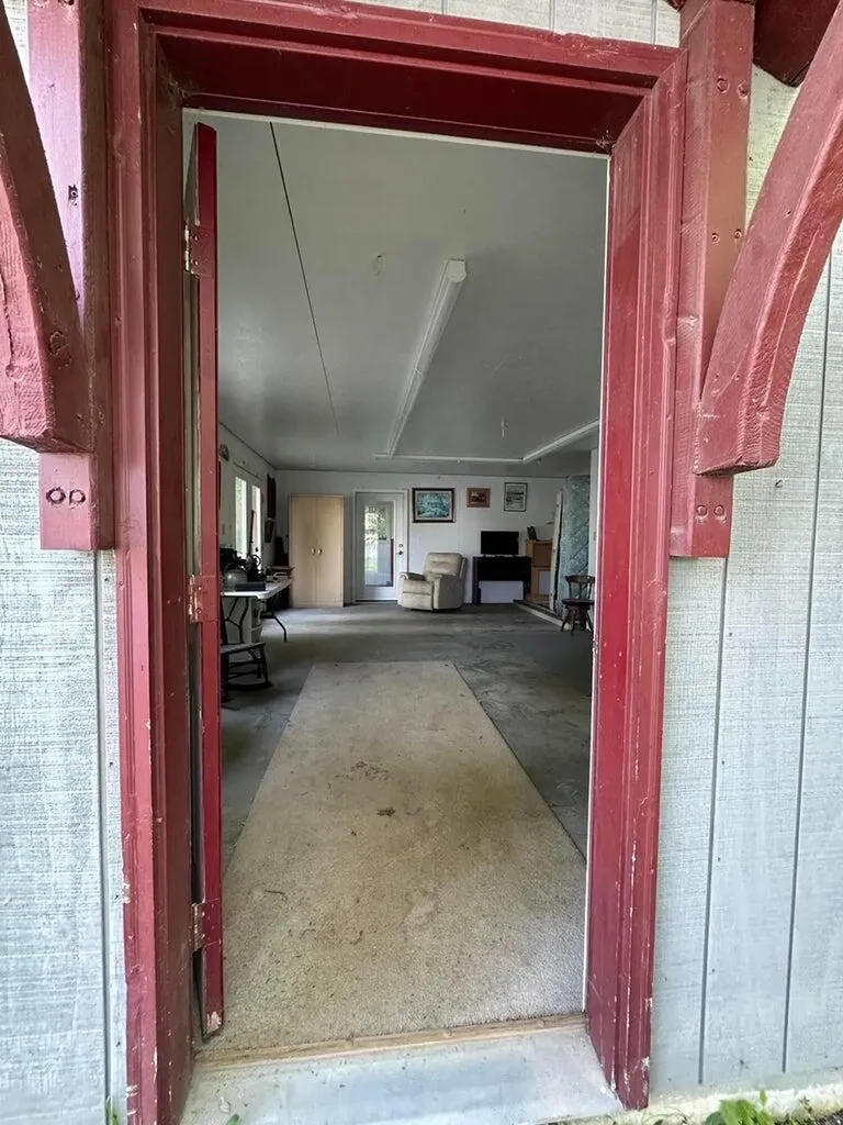 5 Starks Road New Sharon ME 04955