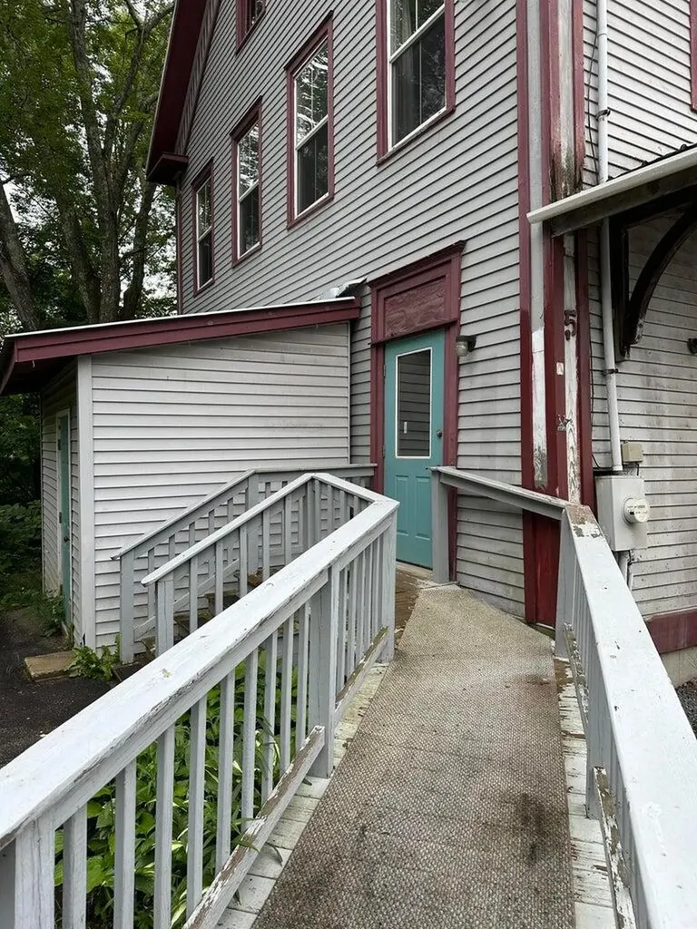 5 Starks Road New Sharon ME 04955