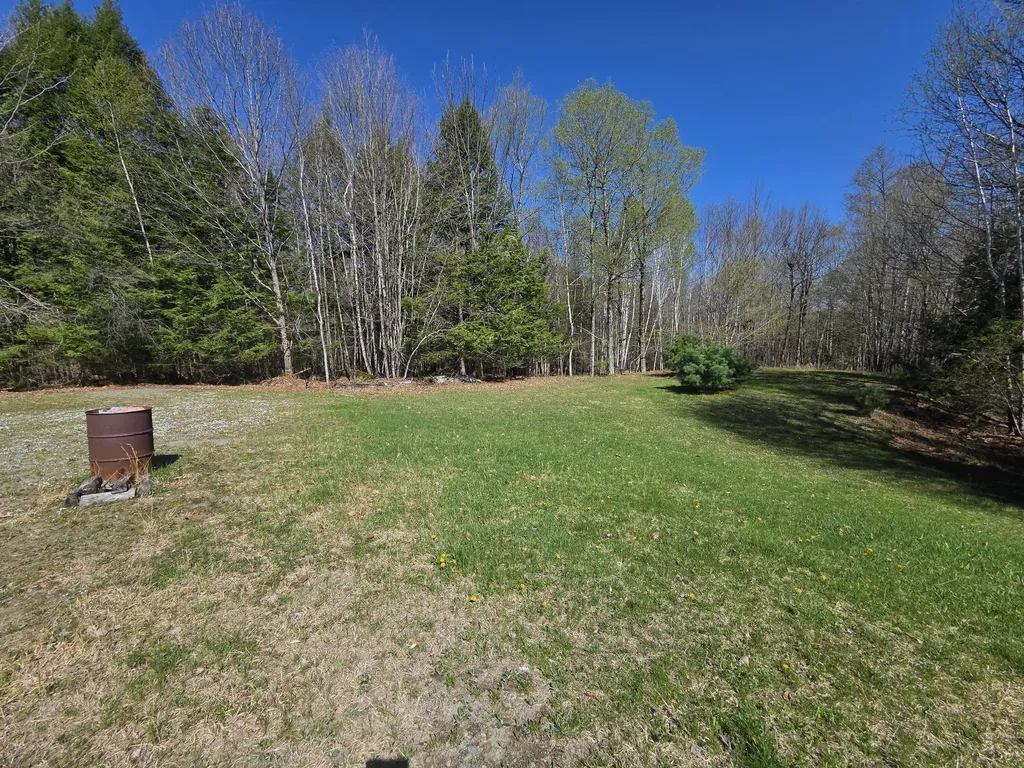 75 Redcedar Lane Sidney ME 04330
