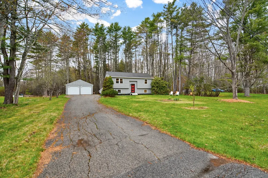 73 Autumn Lane Yarmouth ME 04096