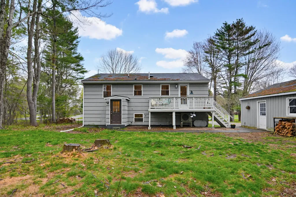 73 Autumn Lane Yarmouth ME 04096