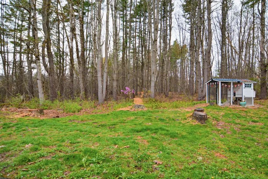 73 Autumn Lane Yarmouth ME 04096