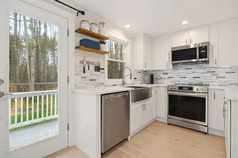 73 Autumn Lane Yarmouth ME 04096