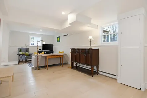 73 Autumn Lane Yarmouth ME 04096