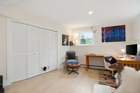 73 Autumn Lane Yarmouth ME 04096