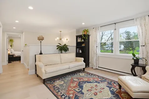 73 Autumn Lane Yarmouth ME 04096