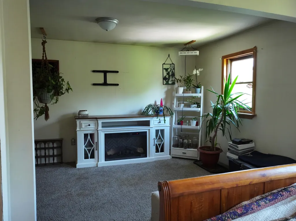 2120 Hallowell Road Litchfield ME 04350