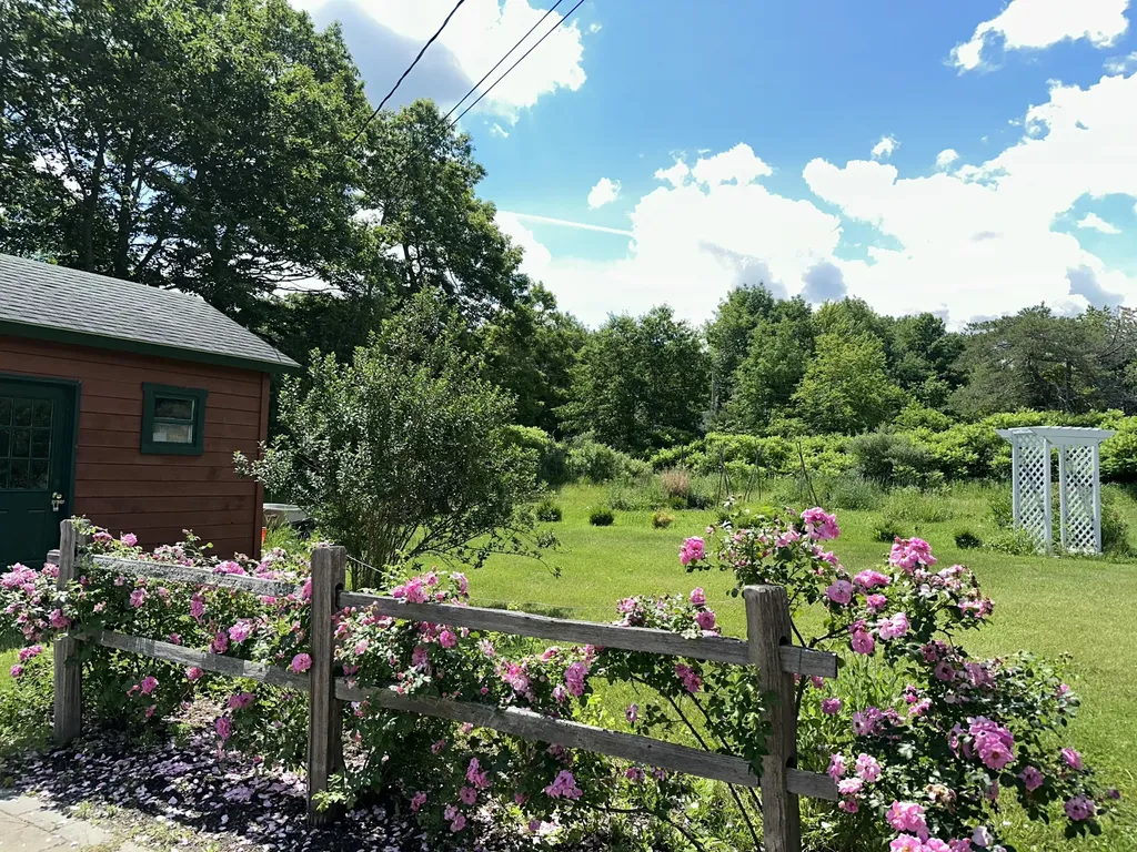 24 Brown Road Richmond ME 04357