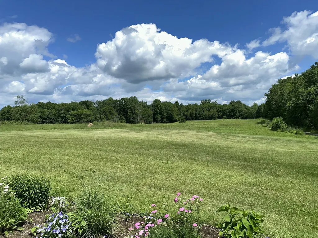 24 Brown Road Richmond ME 04357