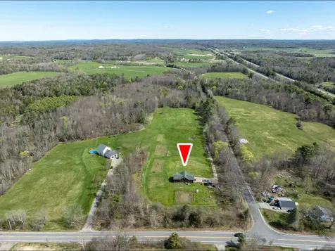 24 Brown Road Richmond ME 04357