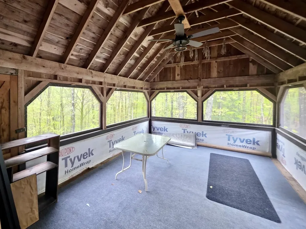 319 N Raymond Road Raymond ME 04071