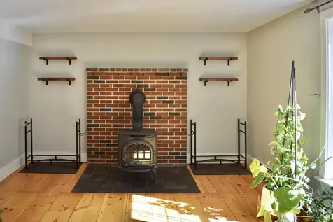 319 N Raymond Road Raymond ME 04071