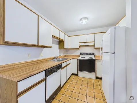85 Middle Street Hallowell ME 04347