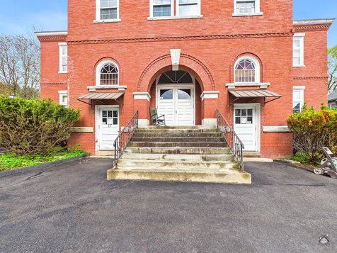 85 Middle Street Hallowell ME 04347