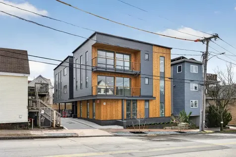 58 Cumberland Avenue Portland ME 04101