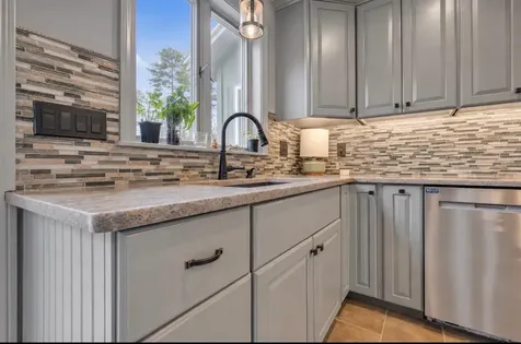 28 Oakledge Hills Road Raymond ME 04071