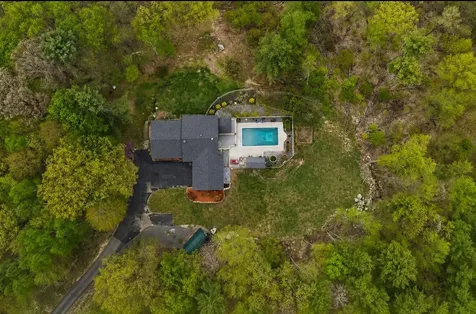 28 Oakledge Hills Road Raymond ME 04071