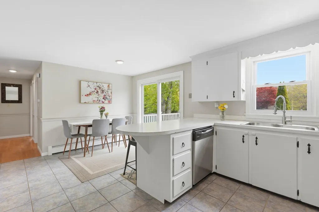 53 Fellows Street South Portland ME 04106