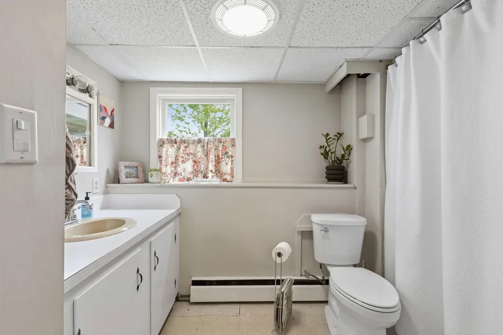 53 Fellows Street South Portland ME 04106