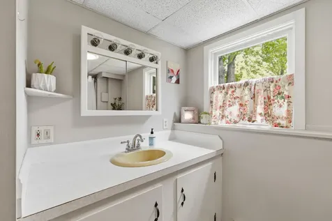 53 Fellows Street South Portland ME 04106