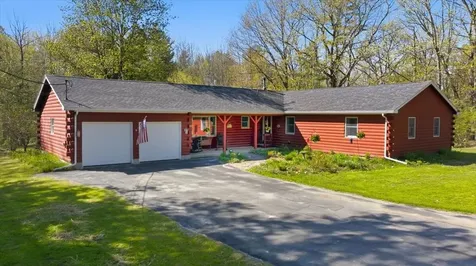 43 Holmes Road Winthrop ME 04364