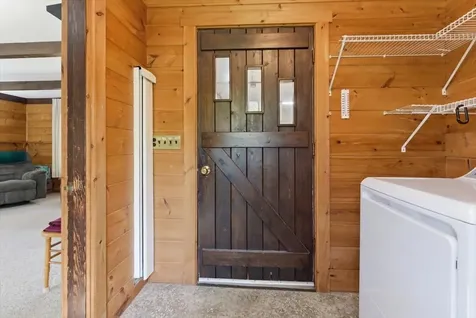 43 Holmes Road Winthrop ME 04364