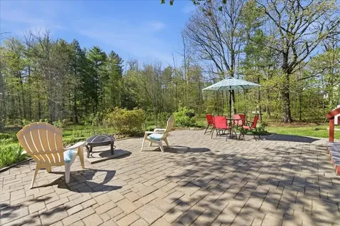 43 Holmes Road Winthrop ME 04364