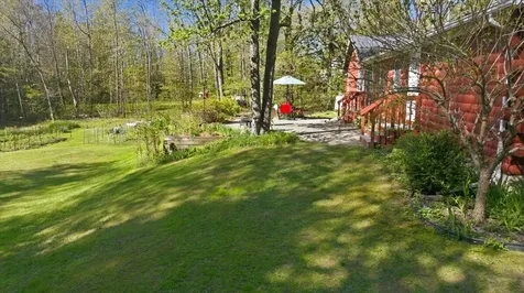 43 Holmes Road Winthrop ME 04364