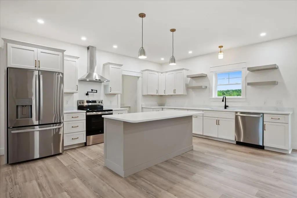 5 Allen Drive Orrington ME 04474