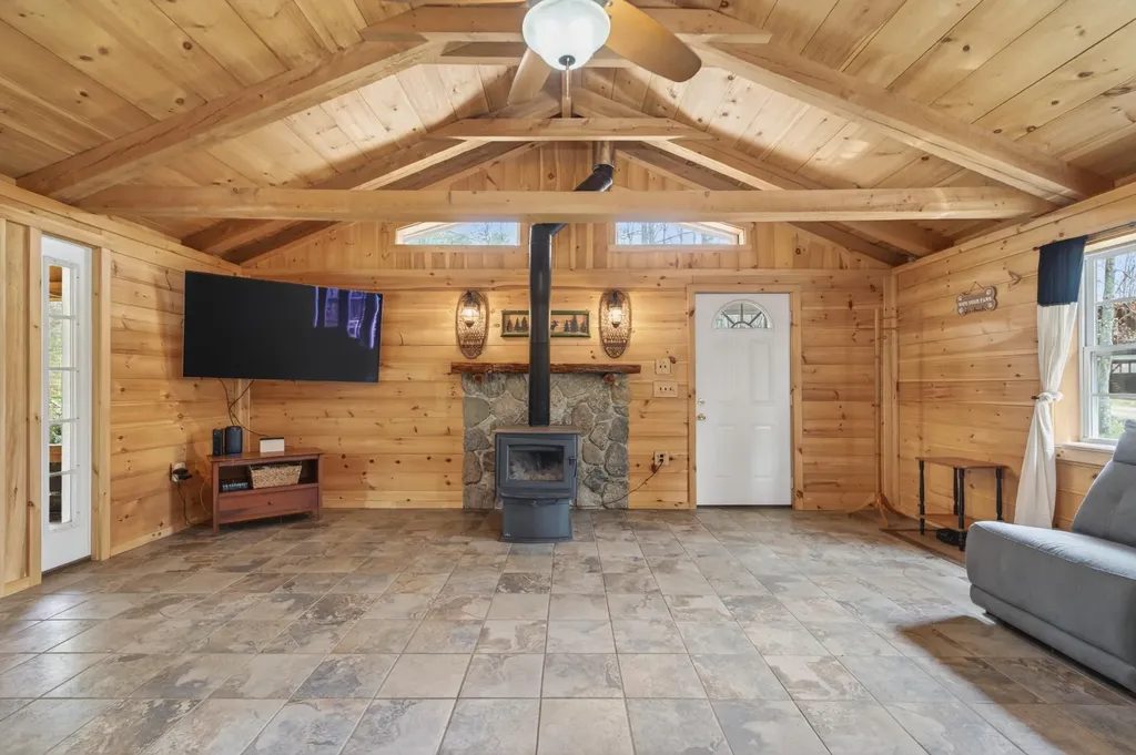 30 Horse Point Road Belgrade ME 04917