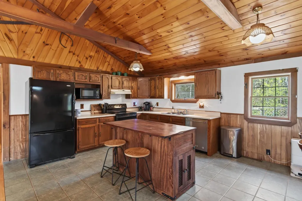 30 Horse Point Road Belgrade ME 04917