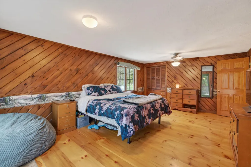 30 Horse Point Road Belgrade ME 04917