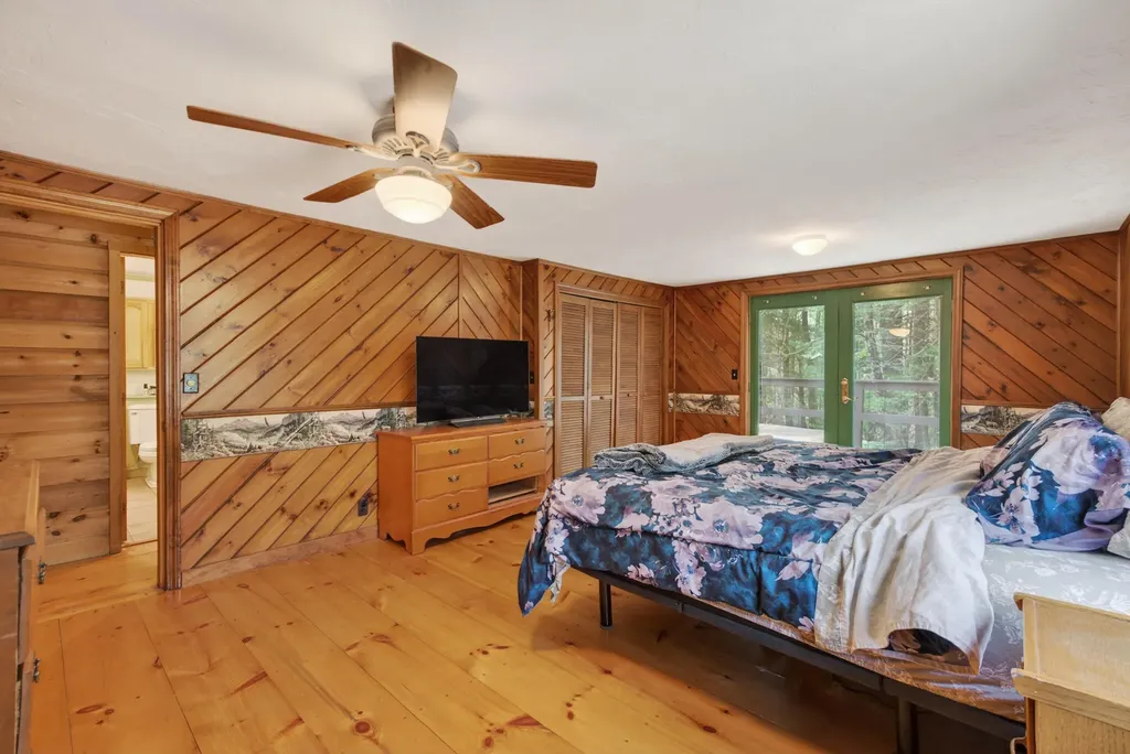 30 Horse Point Road Belgrade ME 04917