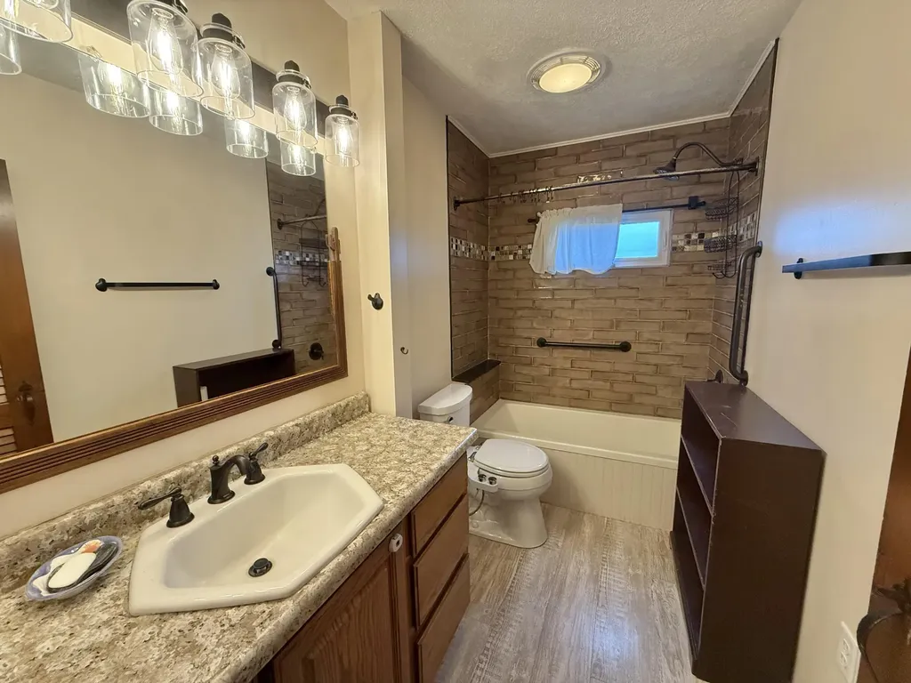 282 N Parish Road Turner ME 04282