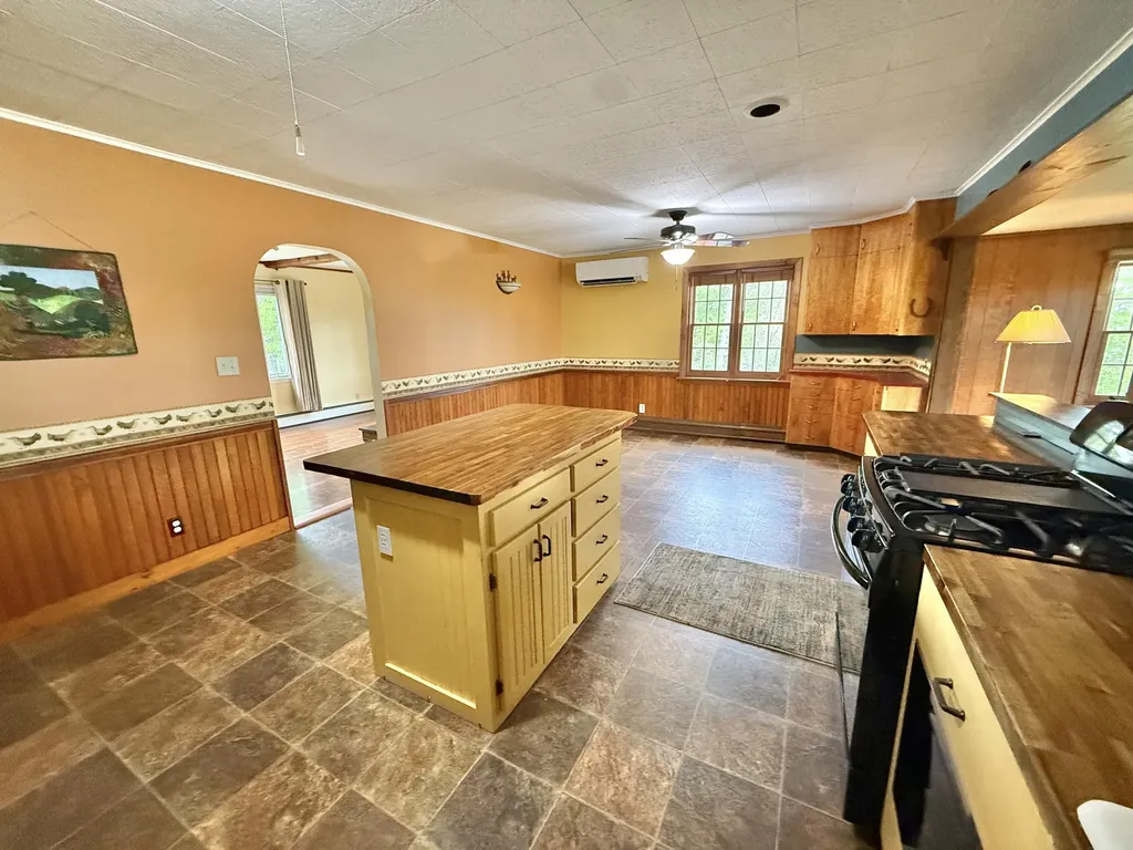 282 N Parish Road Turner ME 04282