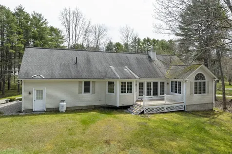 23 Sunny Acres Lane Boothbay ME 04537