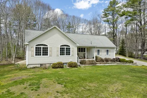 23 Sunny Acres Lane Boothbay ME 04537