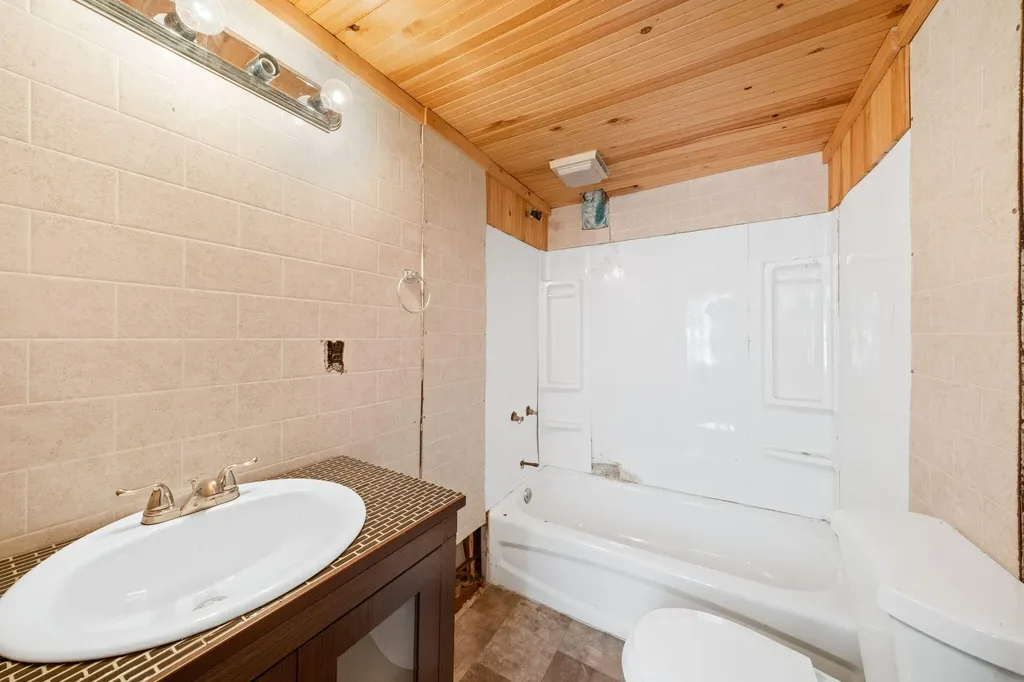 476 E Thorndike Road Thorndike ME 04986