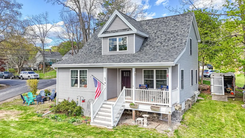 67 Whipple Road Kittery ME 03904