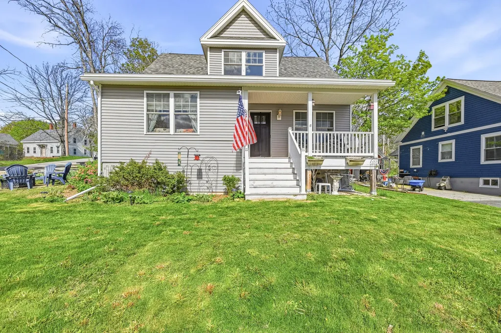 67 Whipple Road Kittery ME 03904