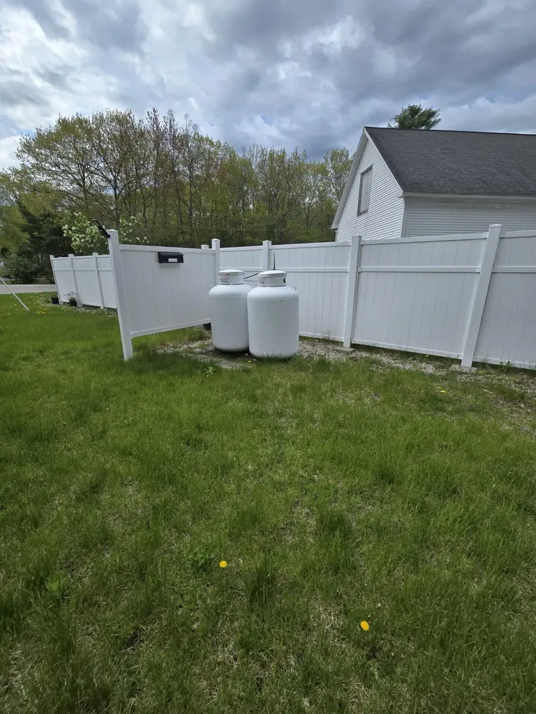 2 Windsor Drive Alfred ME 04002