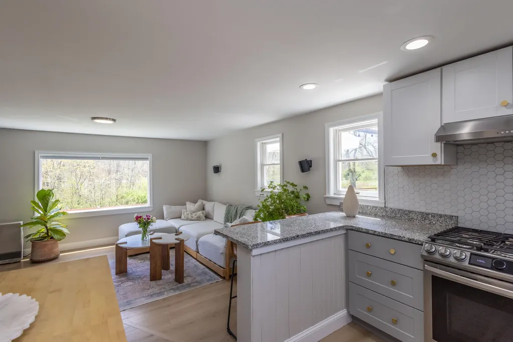3074 Camden Road Warren ME 04864