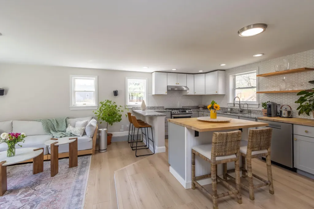 3074 Camden Road Warren ME 04864